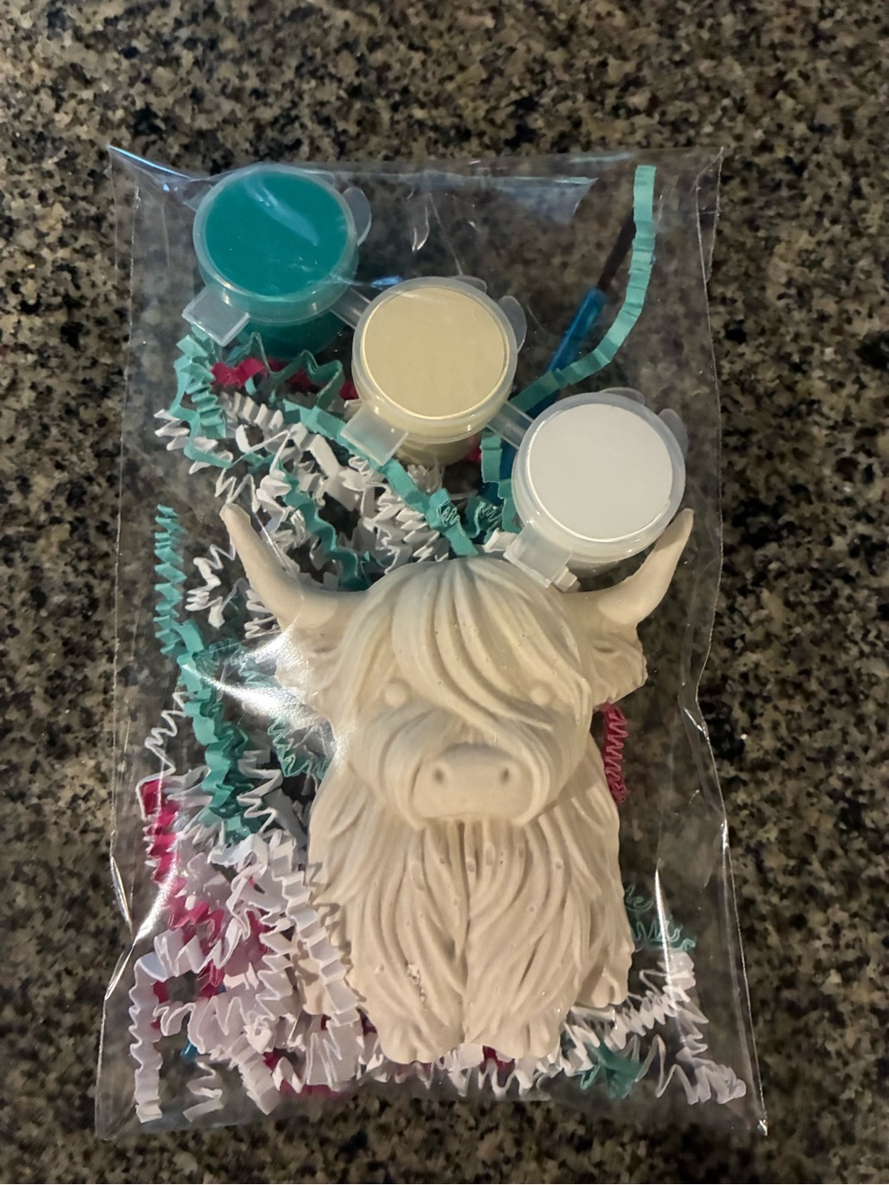 DIY Ceramic Highland Cow Ornament Kit - Cream